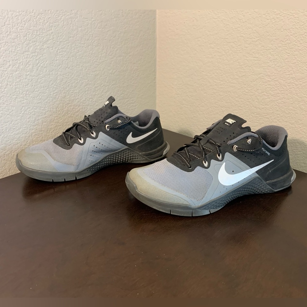 Nike Metcon 2 Shoes # 821913-001 Flywire Women's Size 9